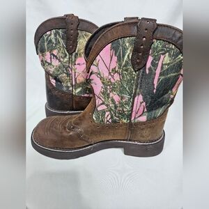 Justin Boots Pink Camo Western Boots Women’s 8B Brown Leather Square Toe Cowboy
